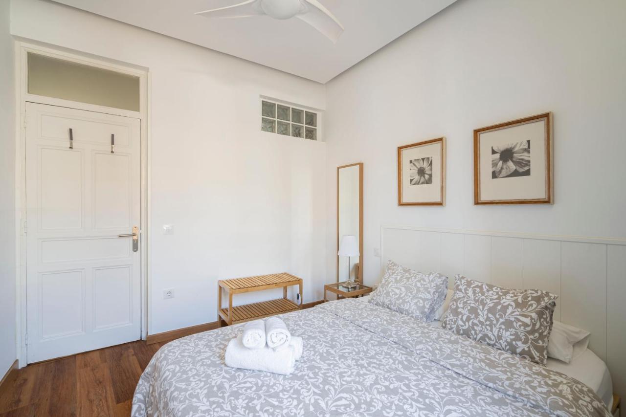 Apartamento La Latina II マドリード エクステリア 写真