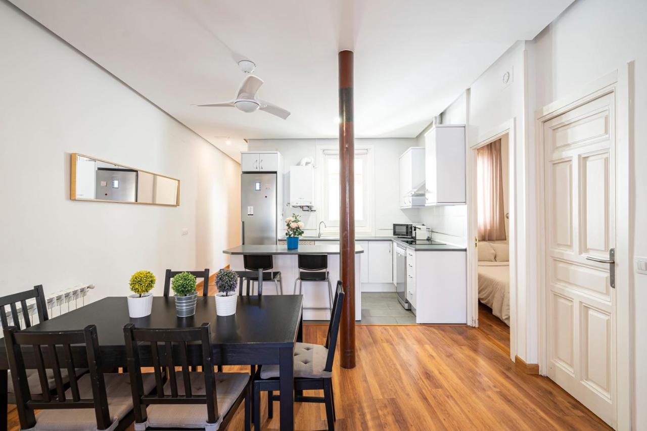 Apartamento La Latina II マドリード エクステリア 写真