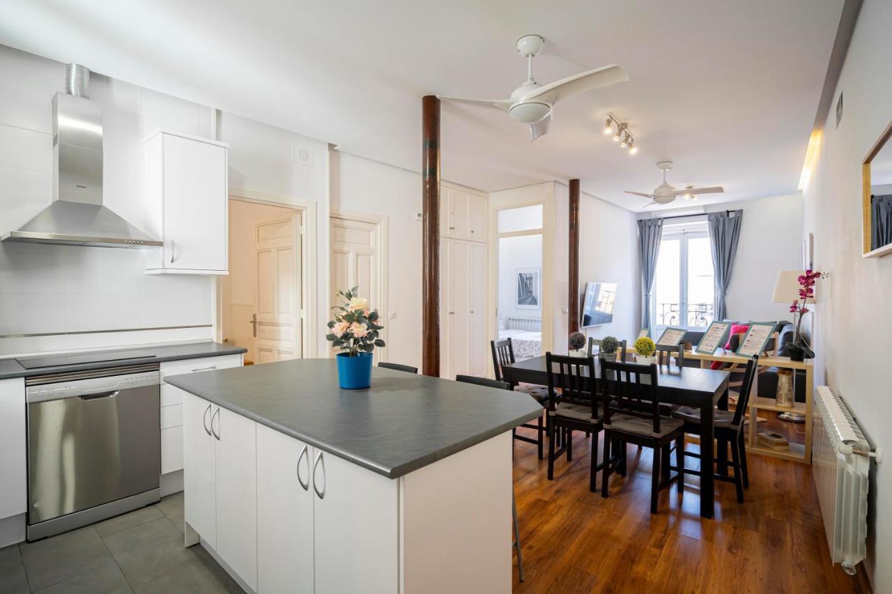 Apartamento La Latina II マドリード エクステリア 写真